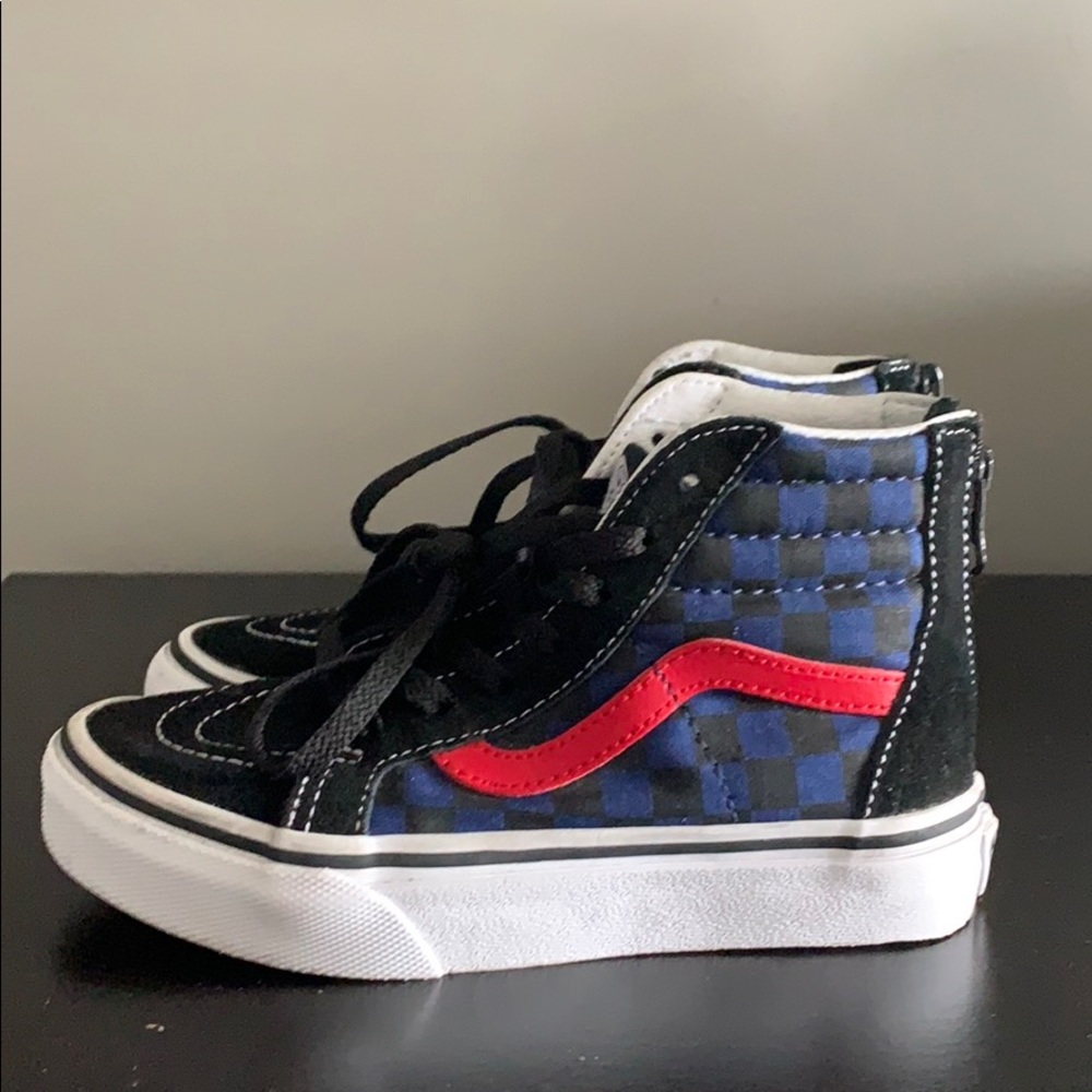 High top Vans sneakers